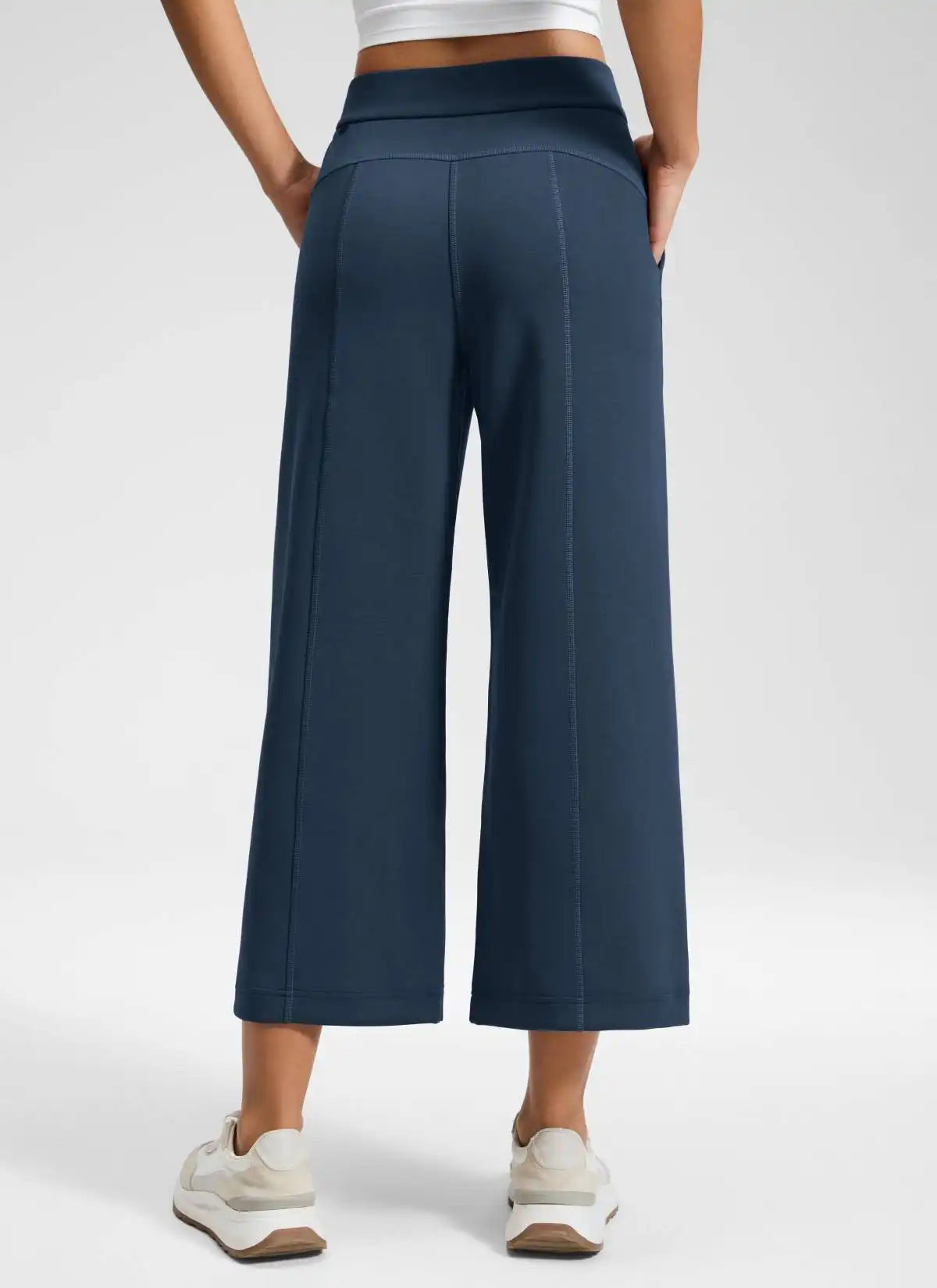 SoftAura Wide Leg Cropped Sweatpant 25"